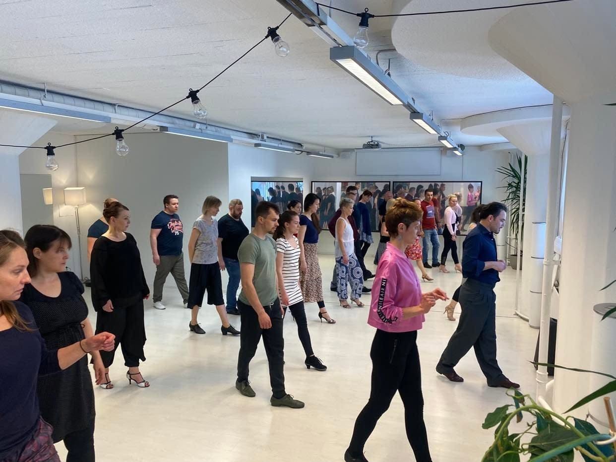 Beginner Argentine Tango class in Helsinki